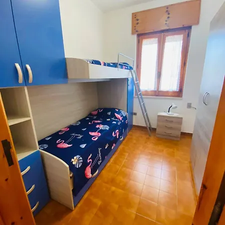 Holiday home Dante House *
